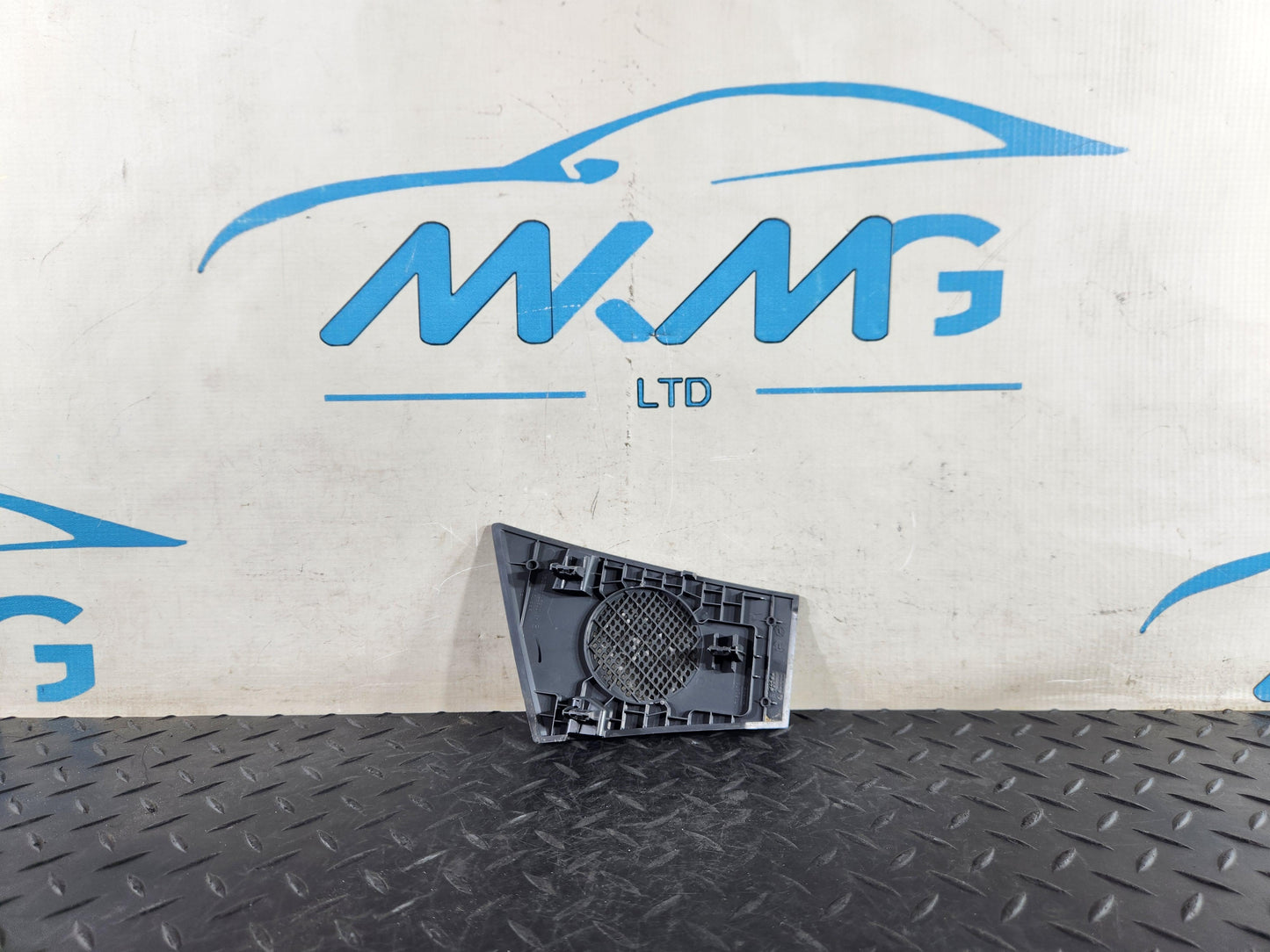Mercedes-Benz Sprinter W907 Standard Cargo Van Right Speaker Cover A91008270400