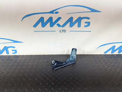 16-22 BMW X1 F48 GENUINE FRONT LEFT PASSENGER SIDE WING BRACKET MOUNT 7392803
