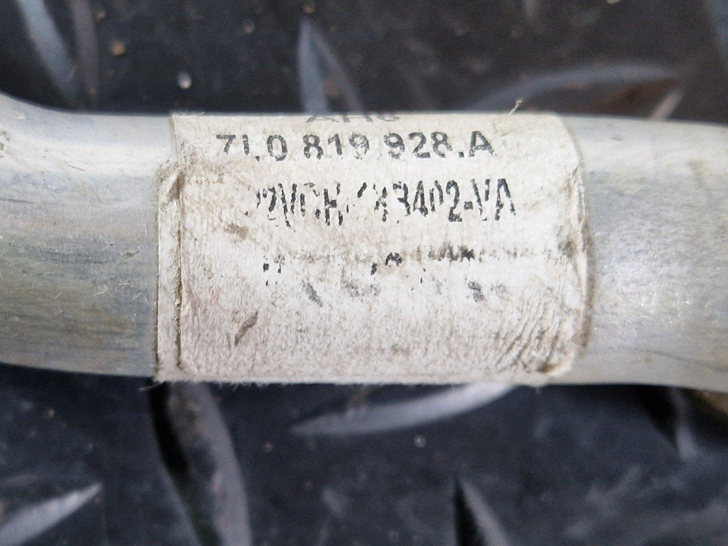 10-15 AUDI Q7 4L 3.0 TDI AIR CON COOLANT PIPE LINE 7L0819928A