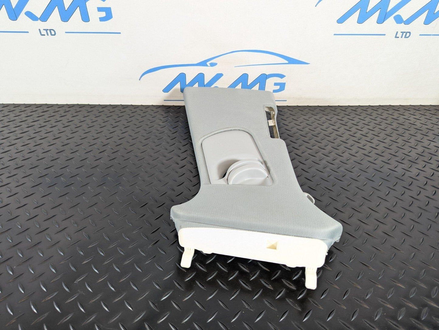 12-18 AUDI A6 C7 LEFT PASSENGER SIDE N/S B PILLAR TRIM 4G0867243A 4G8867293
