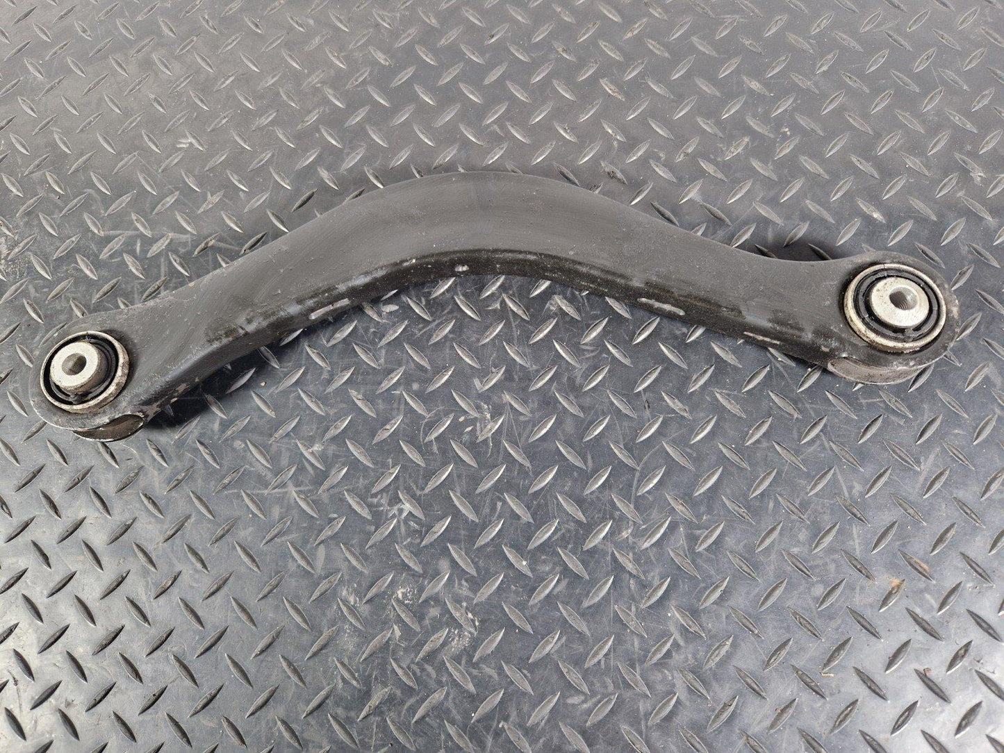 16-23 AUDI S5 COUPE GENUINE RIGHT SIDE REAR WISHBONE CONTROL ARM 8W0505398E