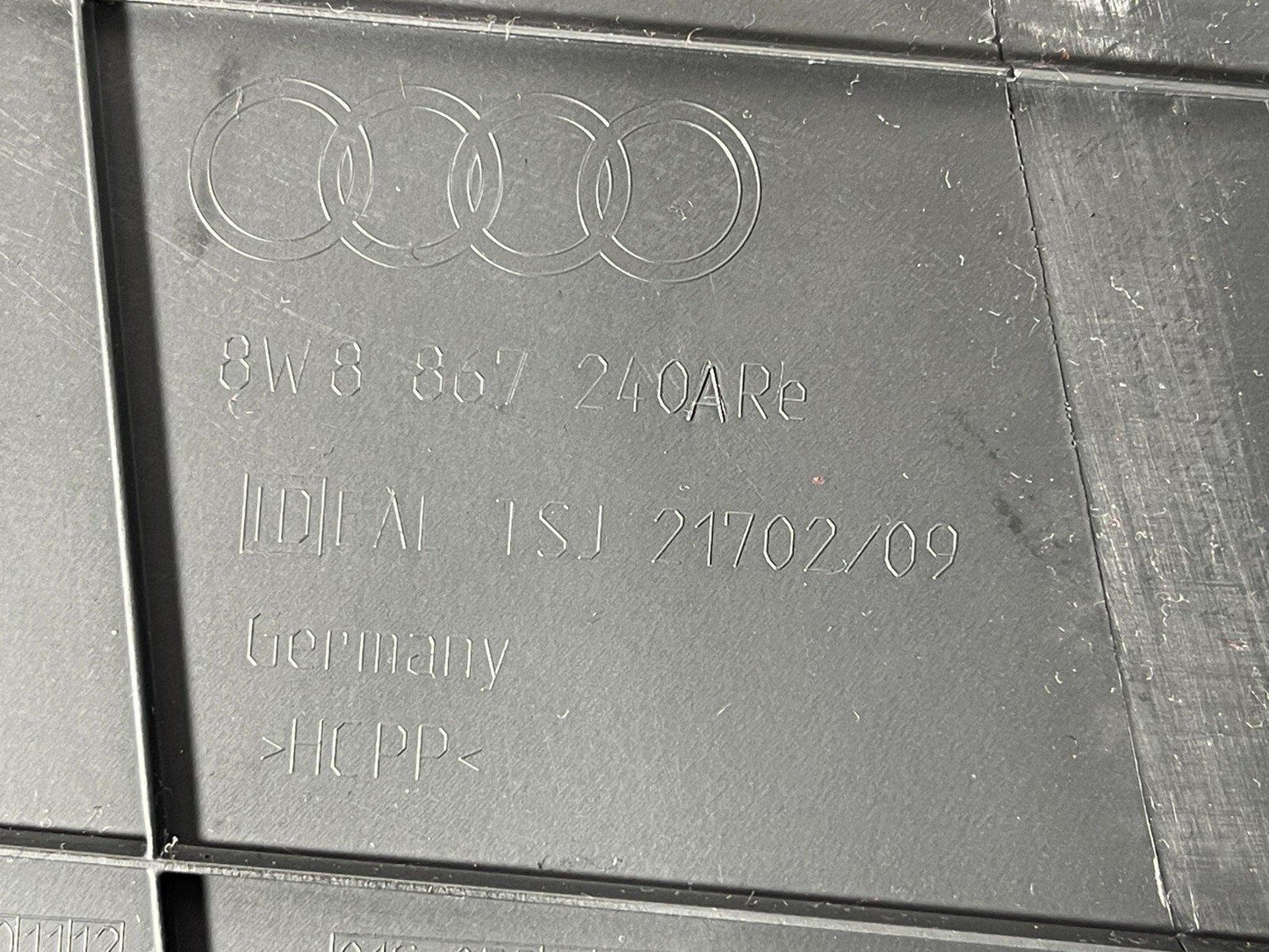 16-23 AUDI A5 F5 SPORTBACK RIGHT DRIVER SIDE LOWER B-PILLAR TRIM 8W8867240A