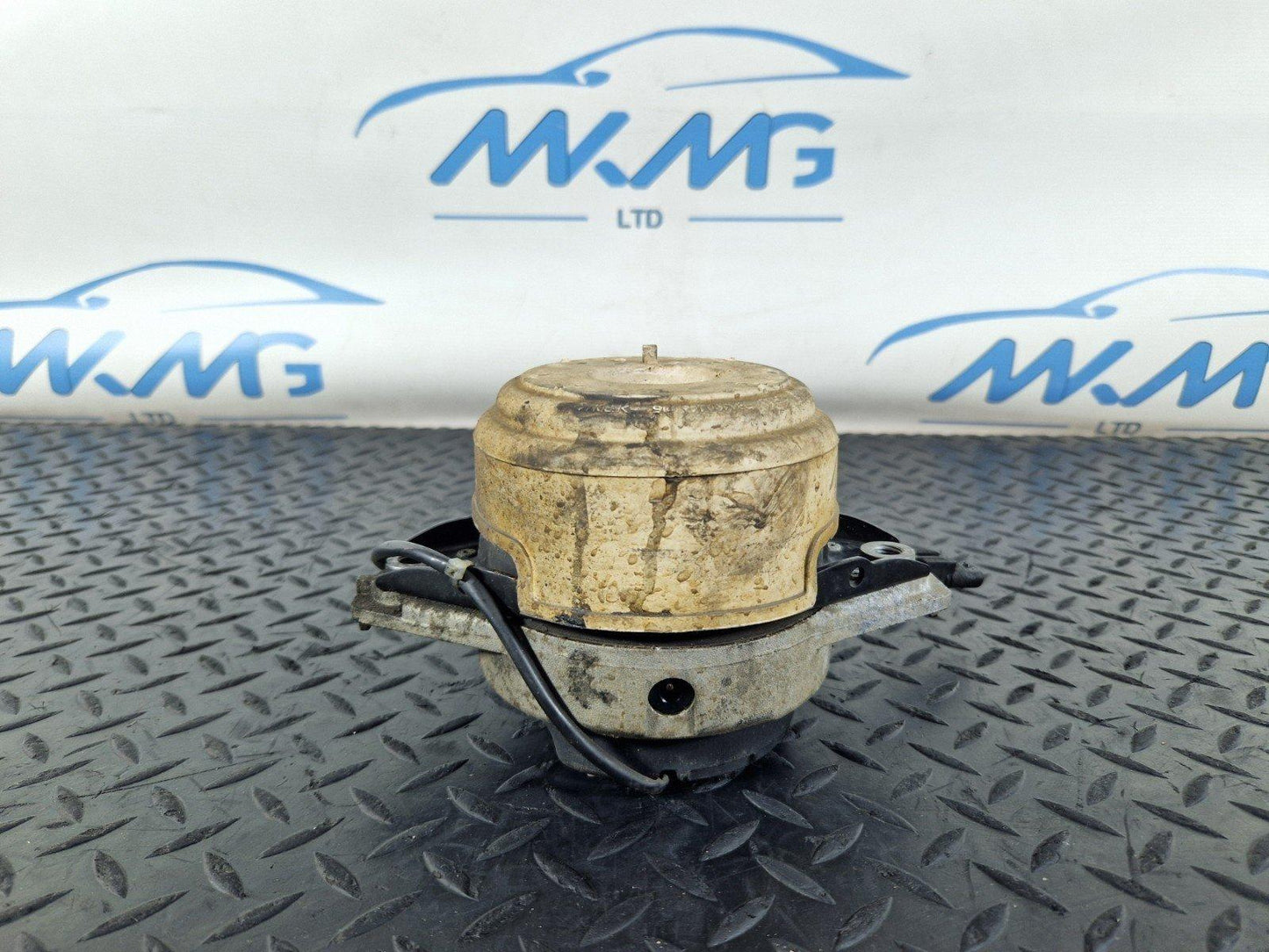 11-19 MERCEDES BENZ ML W166 GENUINE ENGINE MOUNT FRONT DRIVER SIDE A1662405517