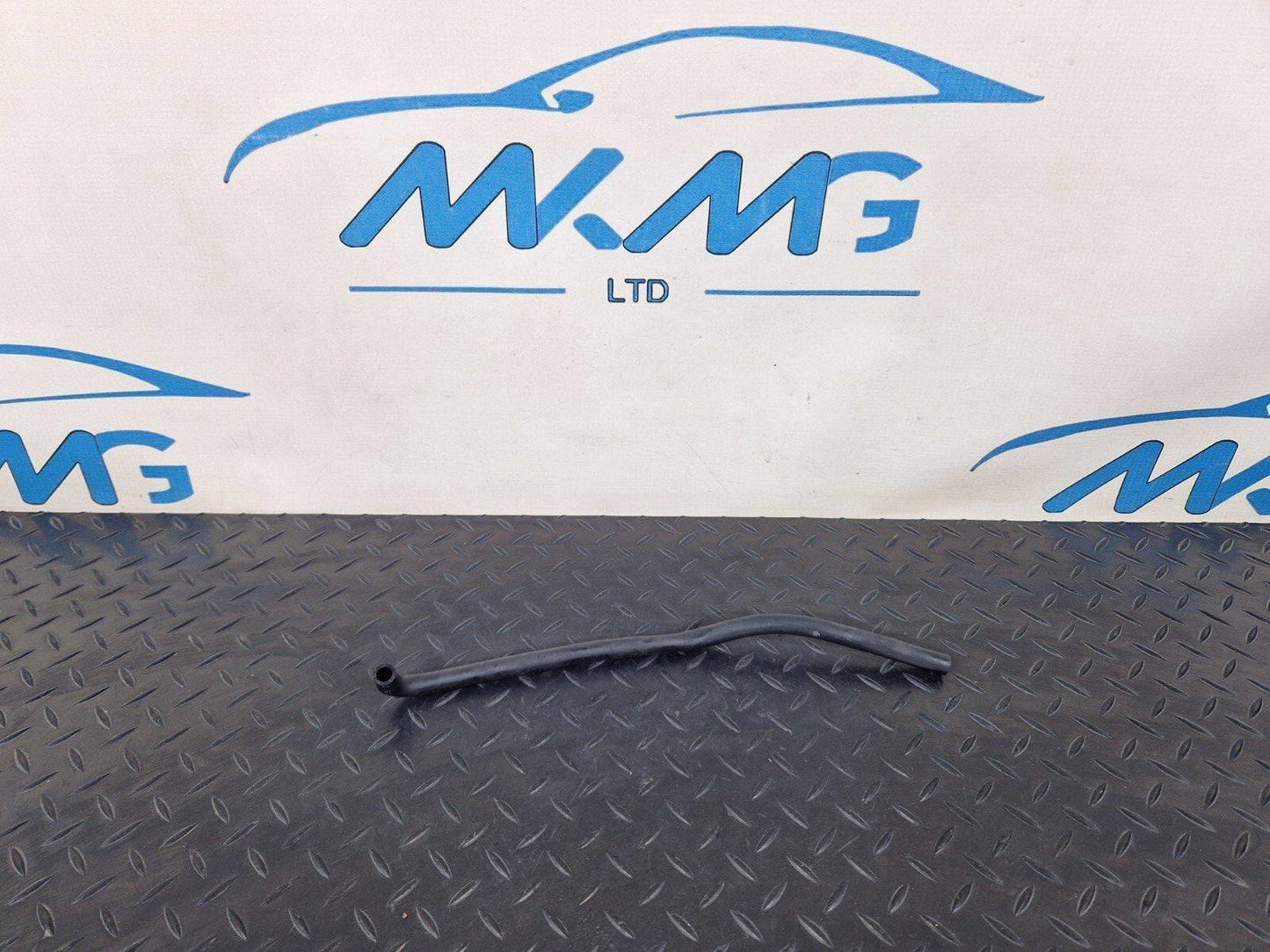 18-ON MERCEDES SPRINTER W907 W910 CYLINDER CRANK SHAPED HOSE A6510160181