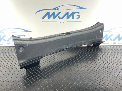14-21 MERCEDES BENZ C350e W205 GENUINE TAILGATE TRIM COVER A2056908204