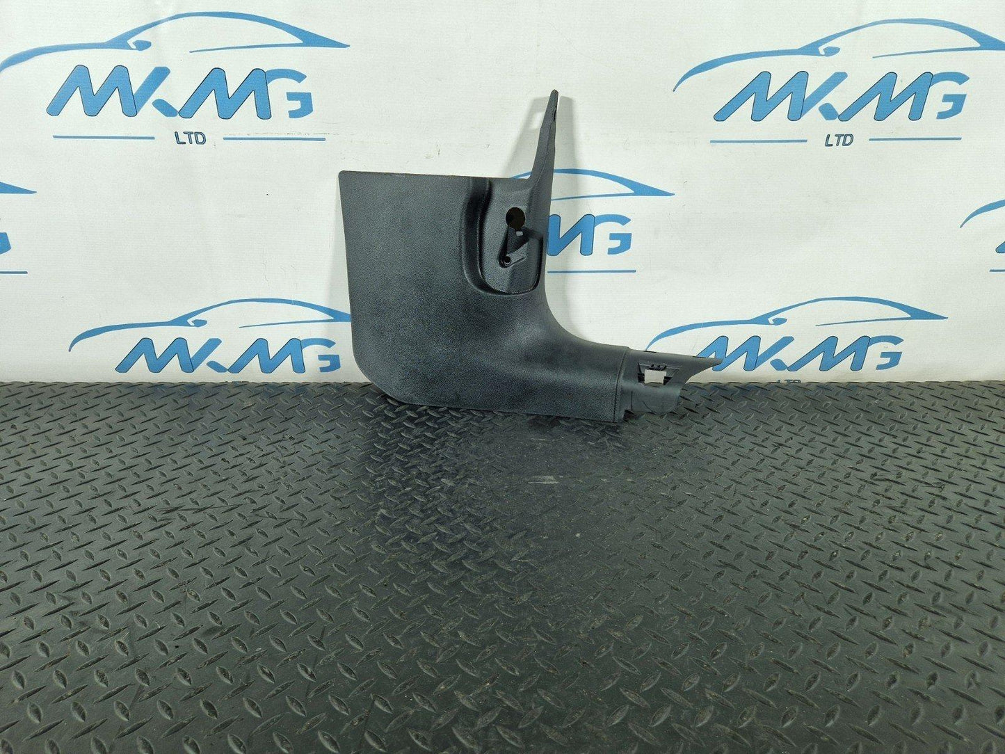 17-24 AUDI S5 F5 COUPE GENUINE O/S/F FRONT RIGHT KICK TRIM PANEL 8W6867272