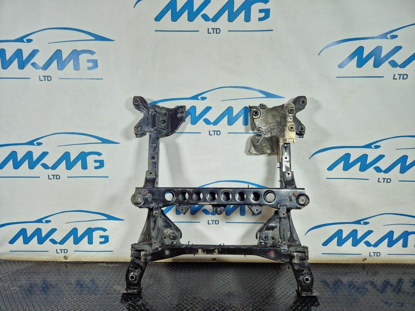 14-23 MERCEDES BENZ VITO W447 RWD OM651.950 FRONT SUBFRAME A4476208000