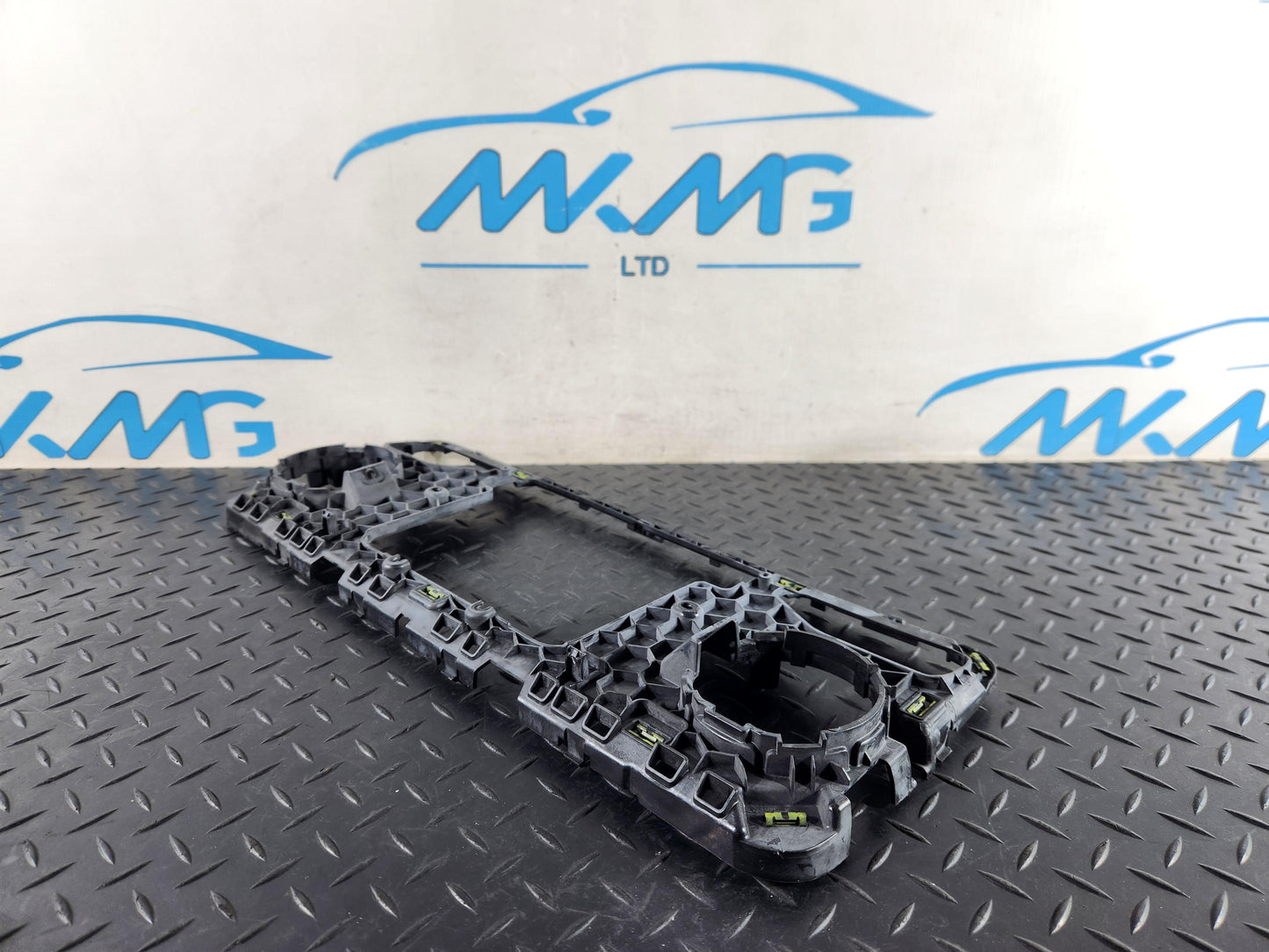 Mercedes-Benz Sprinter W907 Genuine Radio GPS Head Unit T0530600