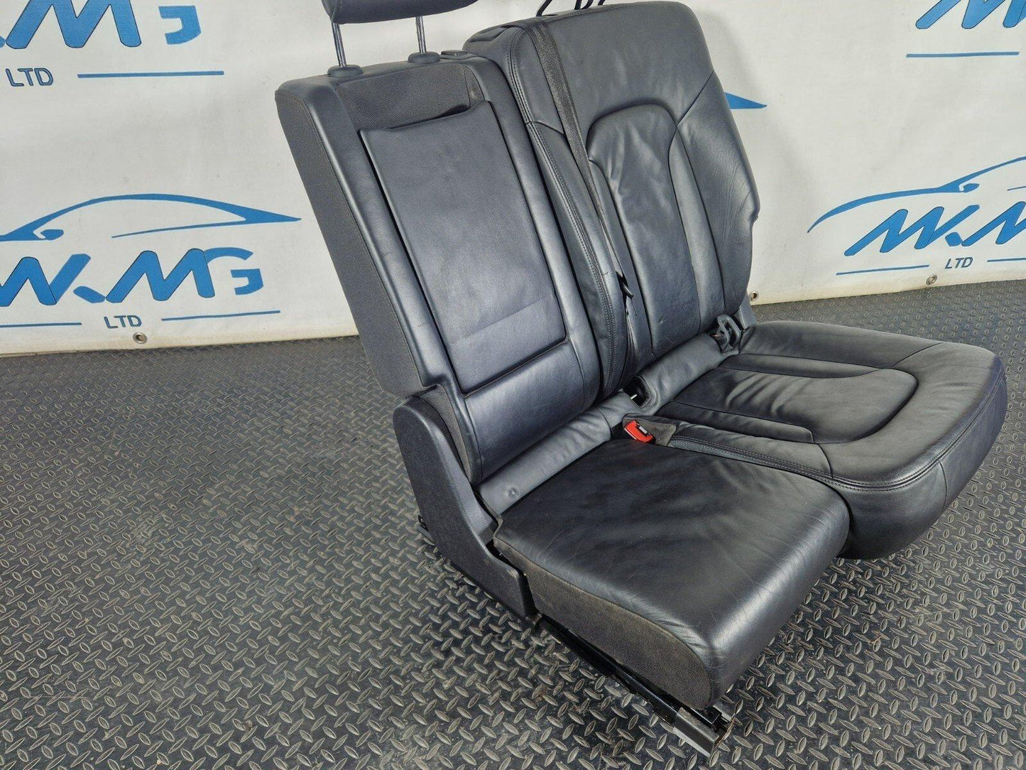 10-15 AUDI Q7 4L GENUINE REAR LEFT SEATS 2ND ROW 4L0890037