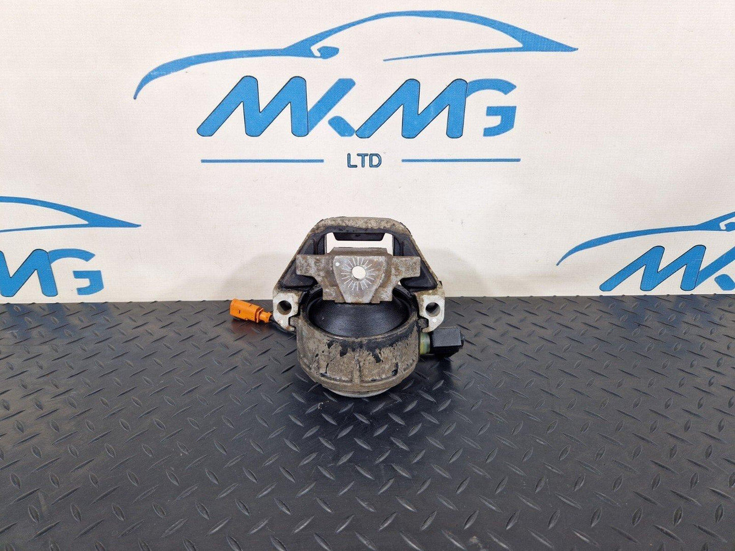 10-18 AUDI A7 4G S-LINE ENGINE  MOUNT BRACKET  MP5161