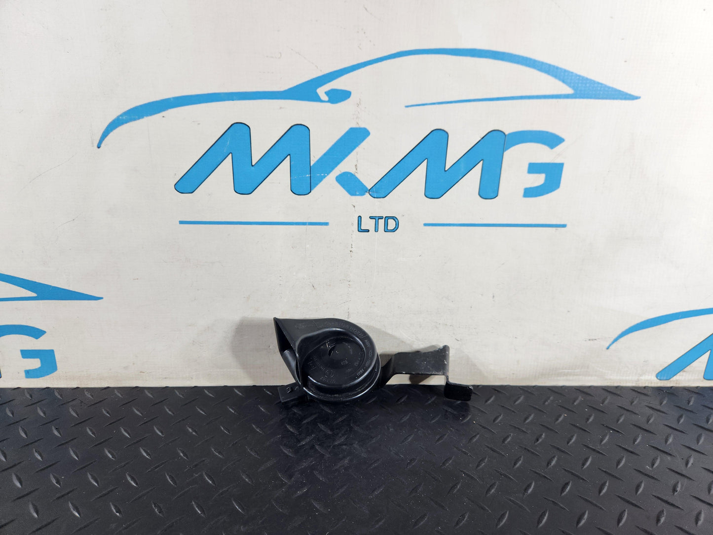 Audi A6 Allroad C7 Genuine High Tone Horn 4G0951223