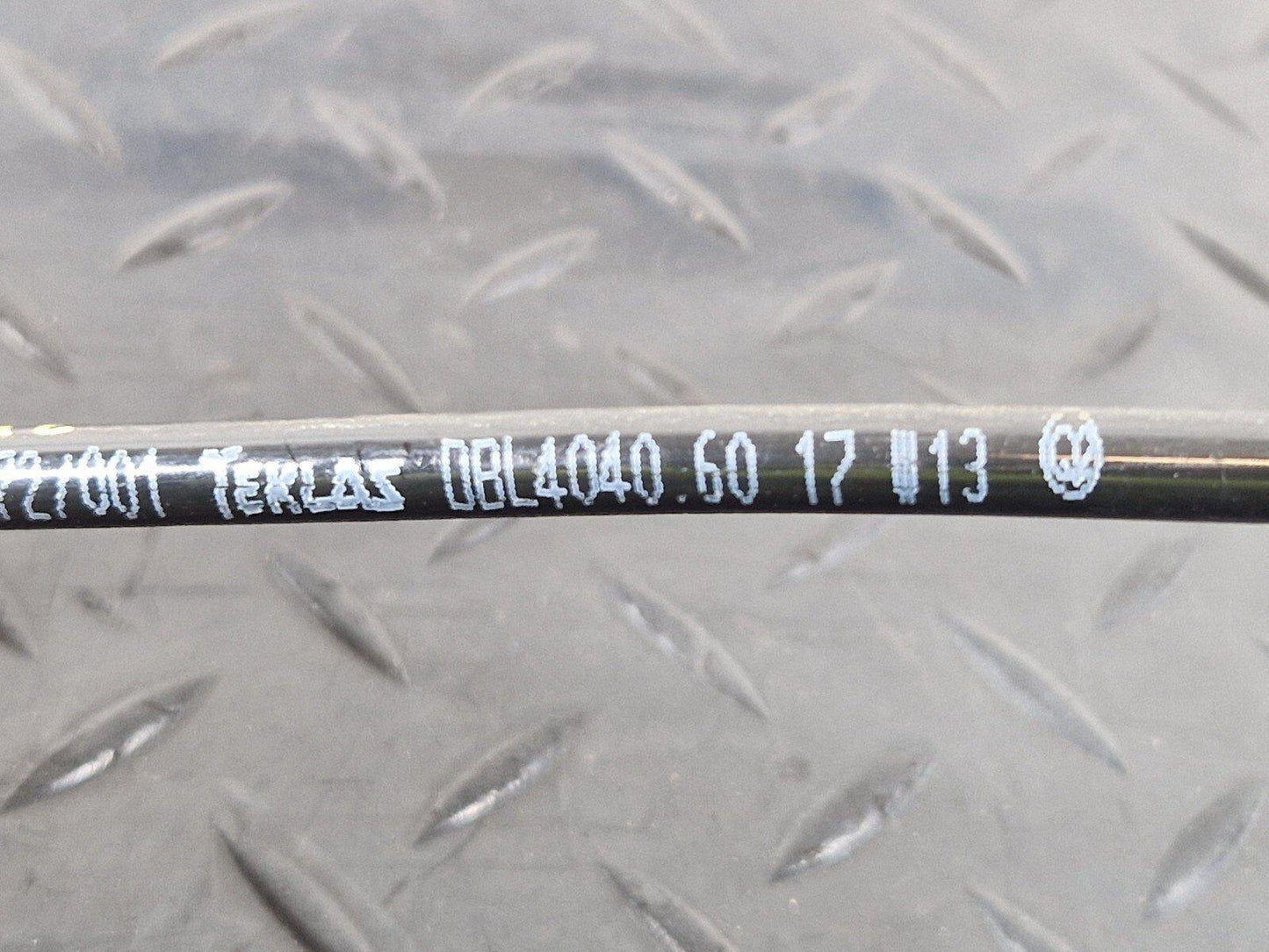 14-21 MERCEDES BENZ C300h W205 GENUINE HEATING WATER FEED LINE PIPE A2055002472