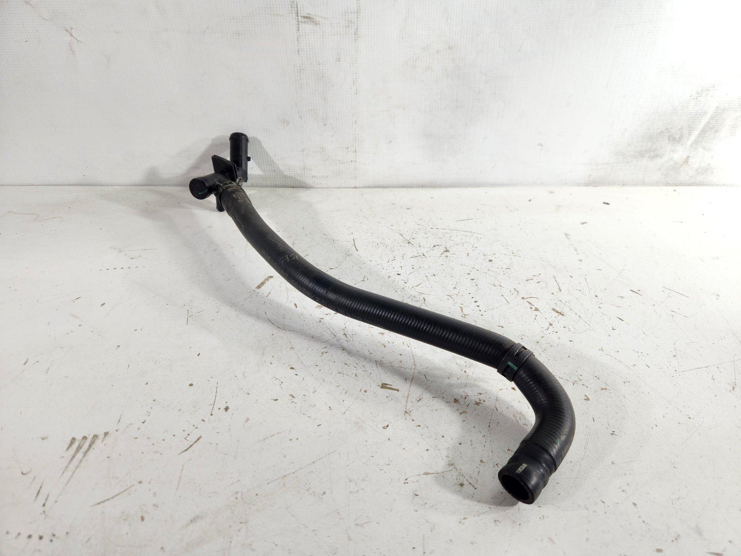 Mercedes-Benz ML W166 Genuine Water Coolant Hose Pipe A1668300596