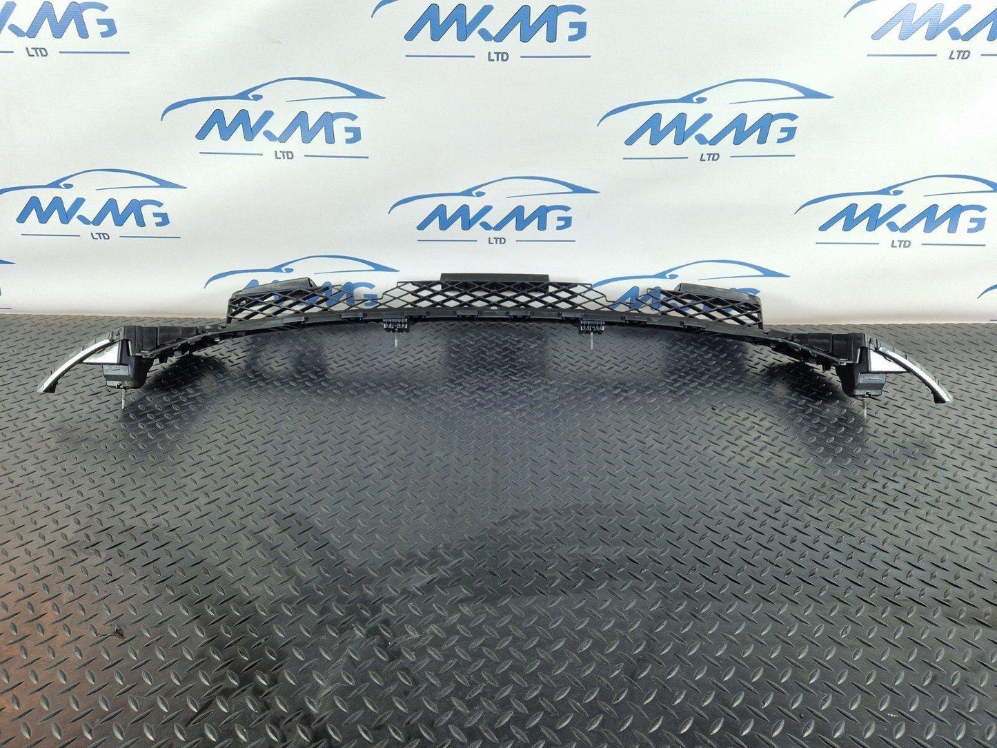 16-19 AUDI A4 AVANT B9 S-LINE OEM REAR BUMPER BRACKET 8W9807385A