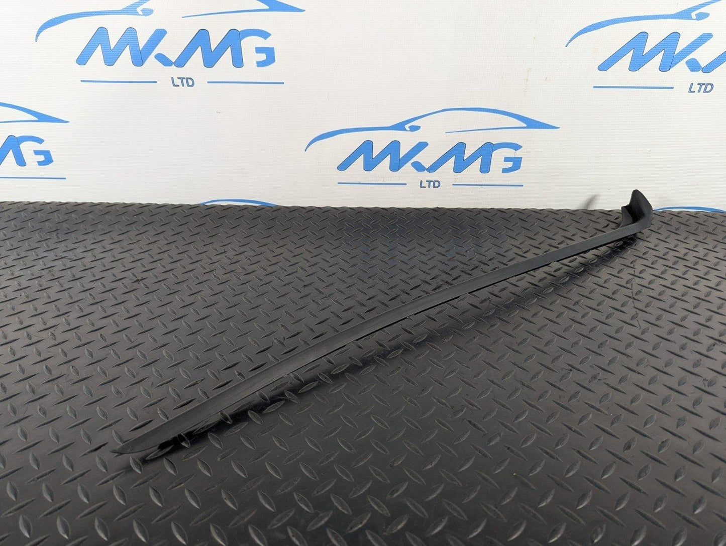 14-19 LAND ROVER L550 GENUINE O/S/F FRONT RIGHT DOOR SCUTTLE PANEL FK72025A52A