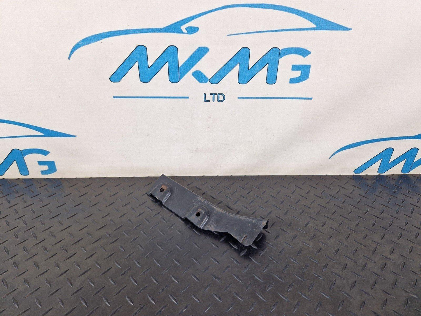 10-13 BMW E70 LCI X5 GENUINE OEM FRONT N/S LEFT SPLASH GUARD 7188839