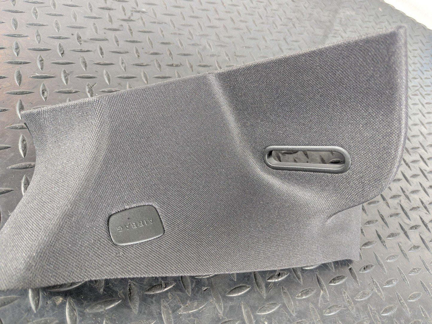 13-19 MERCEDES BENZ CLA C117 REAR LEFT PASSENGER SIDE C-PILLAR TRIM A1176902525
