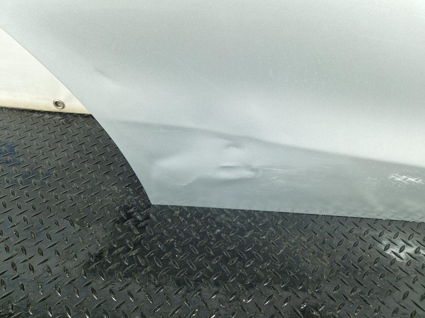 13-19 MERCEDES CLA C117 COUPE GENUINE REAR RIGHT O/S/R COMPLETE DOOR (DAMAGED)