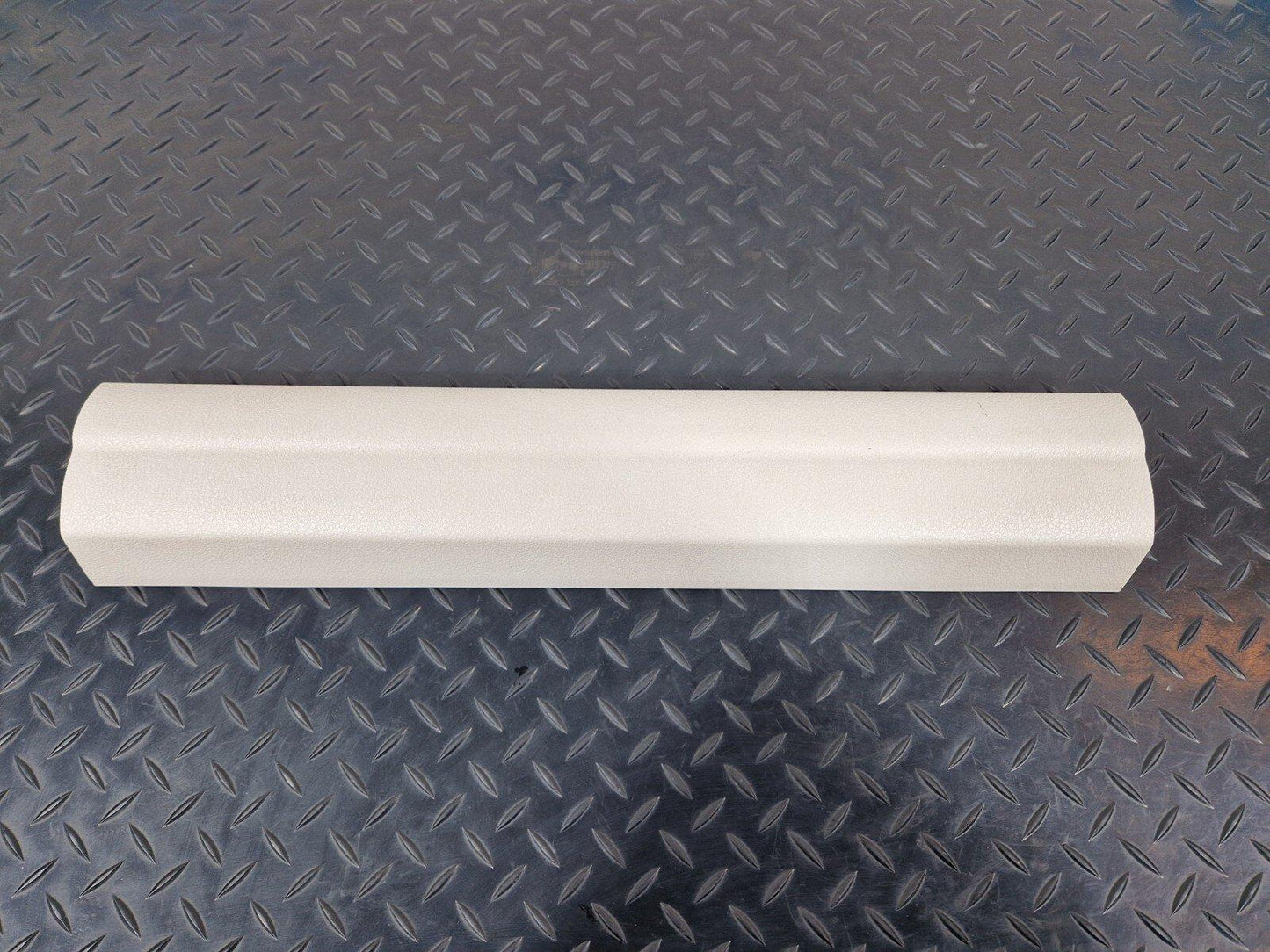 11-18 BMW 6 SERIES F06 FRONT LEFT DOOR STEP ENTRANCE TRIM 7274419