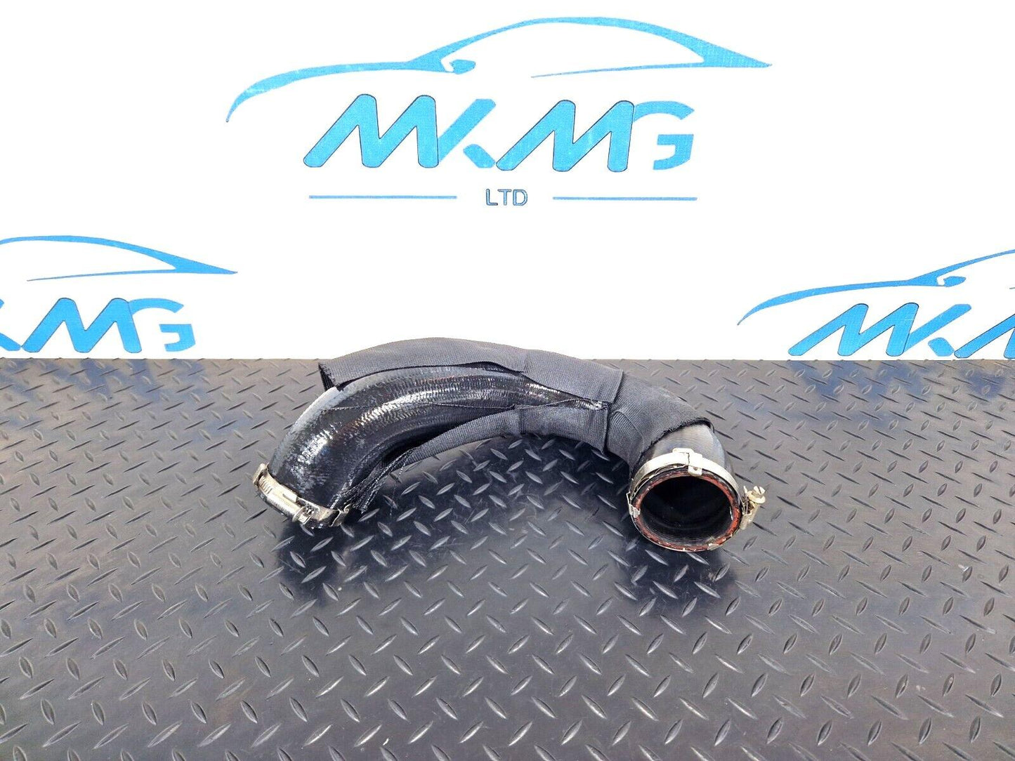 10-18 AUDI A7 4G S-LINE GENUINE TURBO PRESSURE HOSE 4G0145738AH