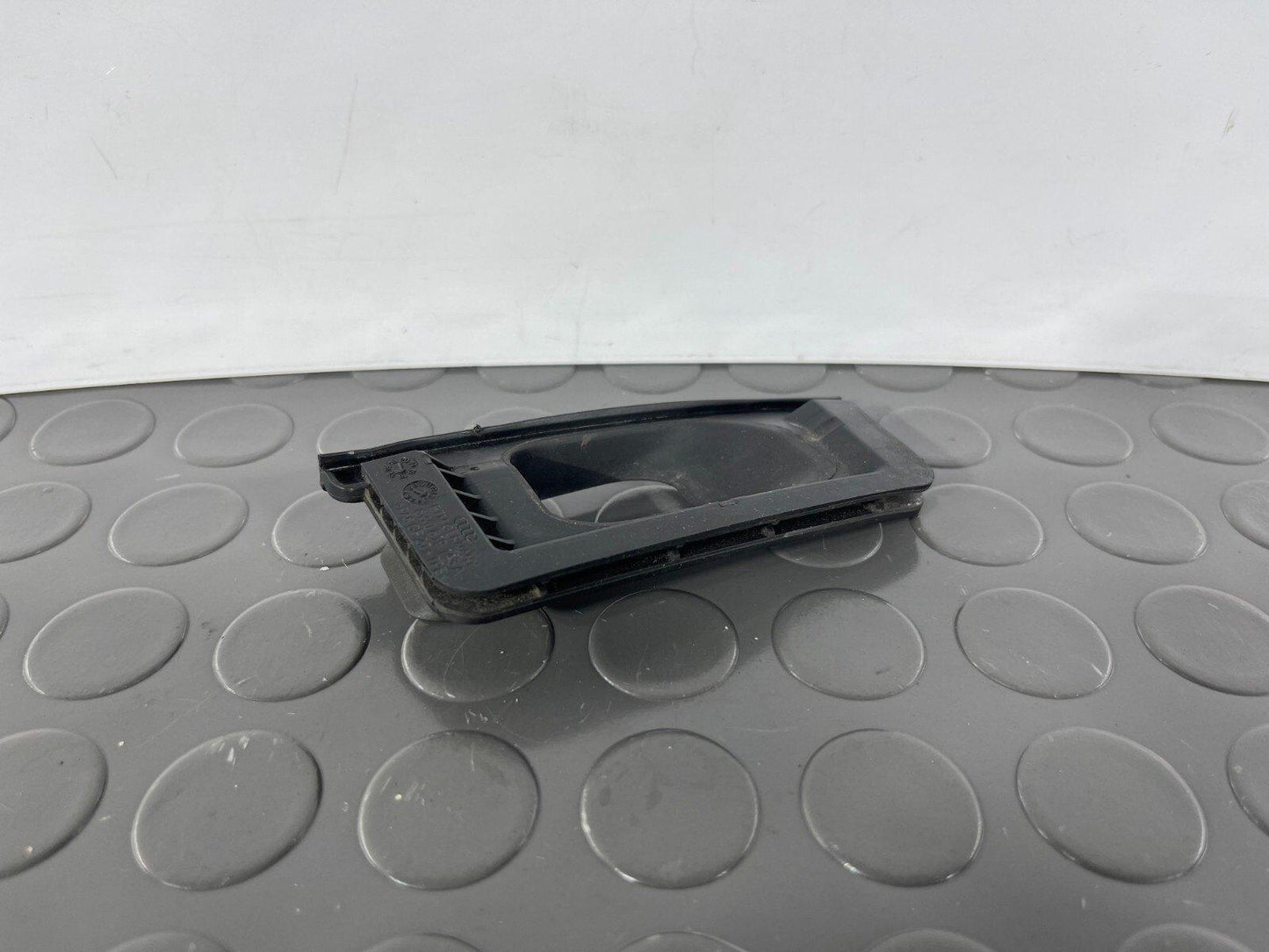 16-19 AUDI A4 B9 GENUINE FRONT LEFT REINFORCEMENT BEAM SEAL 8W0819143A