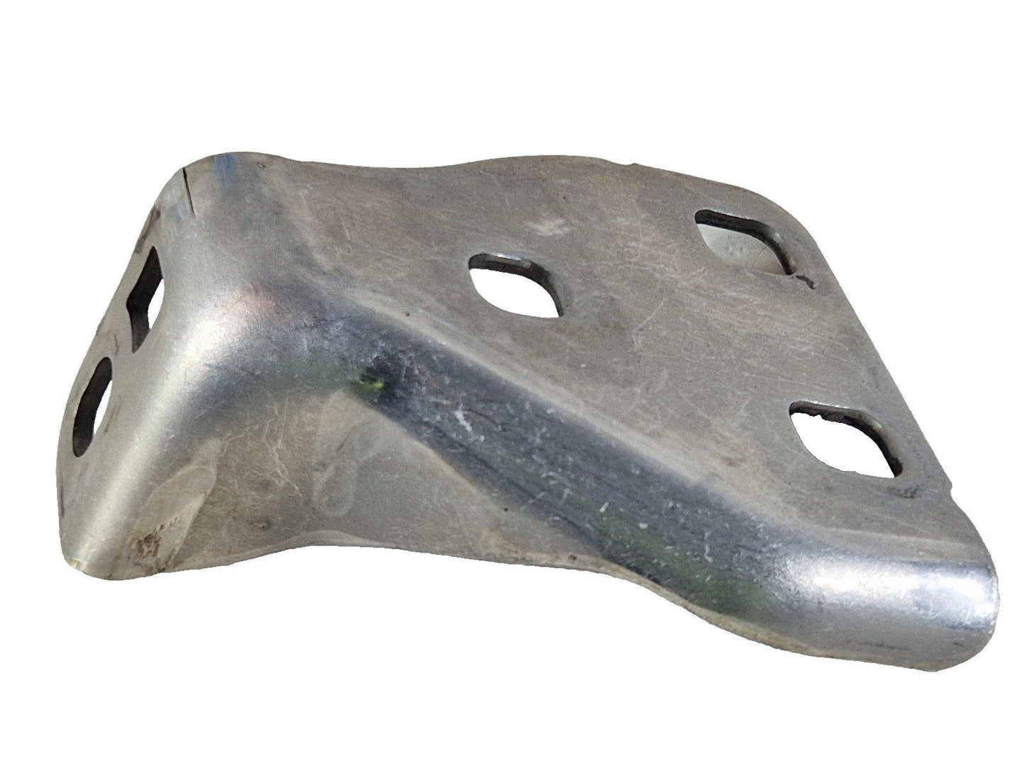 19-ON RANGE ROVER EVOQUE L551 EXHAUST PIPE MOUNTING BRACKET M8D2-5K291-DC