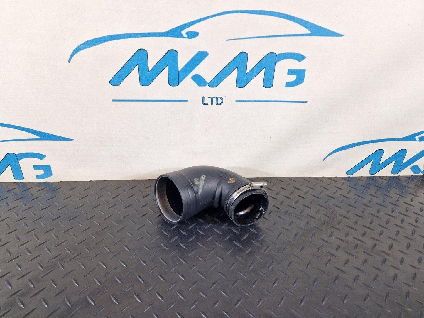 18-ON MERCEDES BENZ A CLASS W177 GENUINE OEM AIR INTAKE PIPE A6080900037