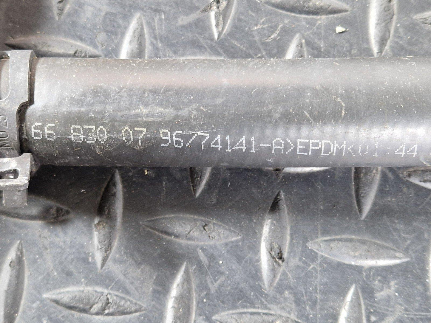 11-19 MERCEDES BENZ ML W166 ENGINE WATER COOLANT PIPE A1668300796