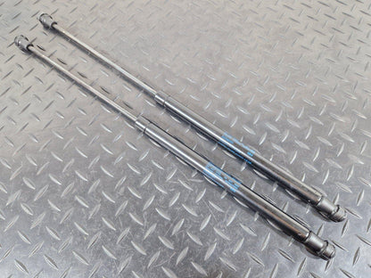 10-17 AUDI A8 4H PAIR OF REAR TAILGATE BOOT LID SUPPORT GAS STRUTS 4H0827551B