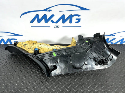 12-18 MERCEDES A-CLASS W176 GENUINE REAR LEFT PARCEL SHELF BRACKET A1766900425