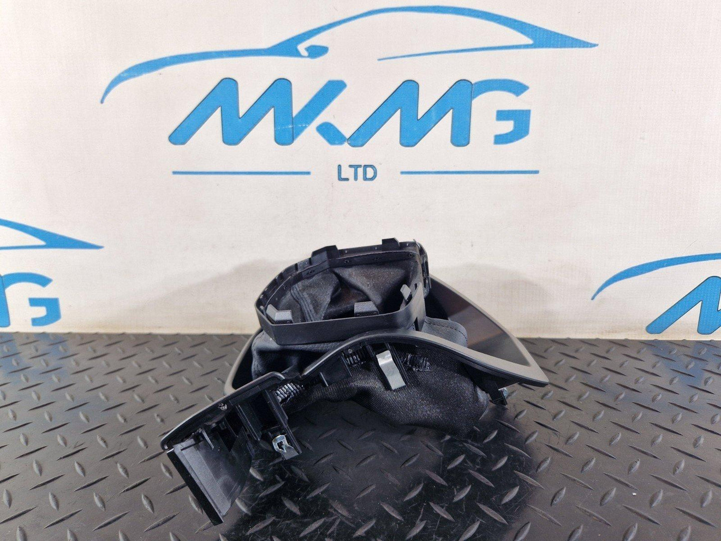 16-19 MERCEDES BENZ GLE W166 OEM STEERING WHEEL COLUMN SURROUND TRIM A1666803407
