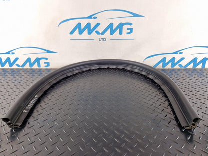 AUDI Q5 8R GENUINE ENGINE BONNET HOOD RUBBER SEAL 8R0823723B
