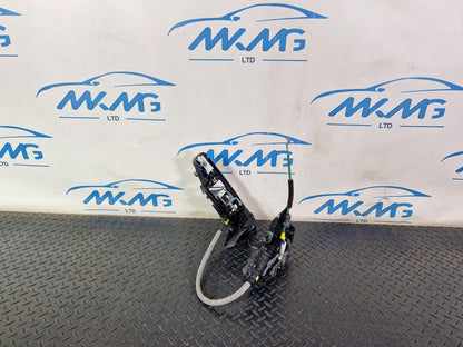 14-21 MERCEDES C200 W205 FRONT RIGHT SIDE DOOR LOCK LATCH MECHANISM A2057230414