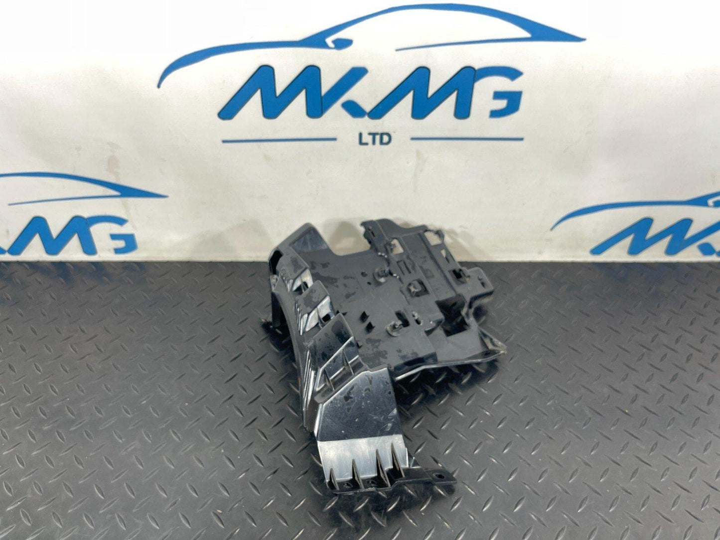 2019-ON  LAND ROVER DISCOVERY L550 REAR LEFT BUMPER BRACKET LK7217E801A