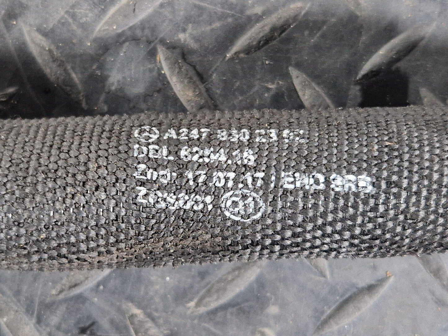 19-ON MERCEDES BENZ CLA C118 WATER COOLANT HOSE PIPE A2478302302