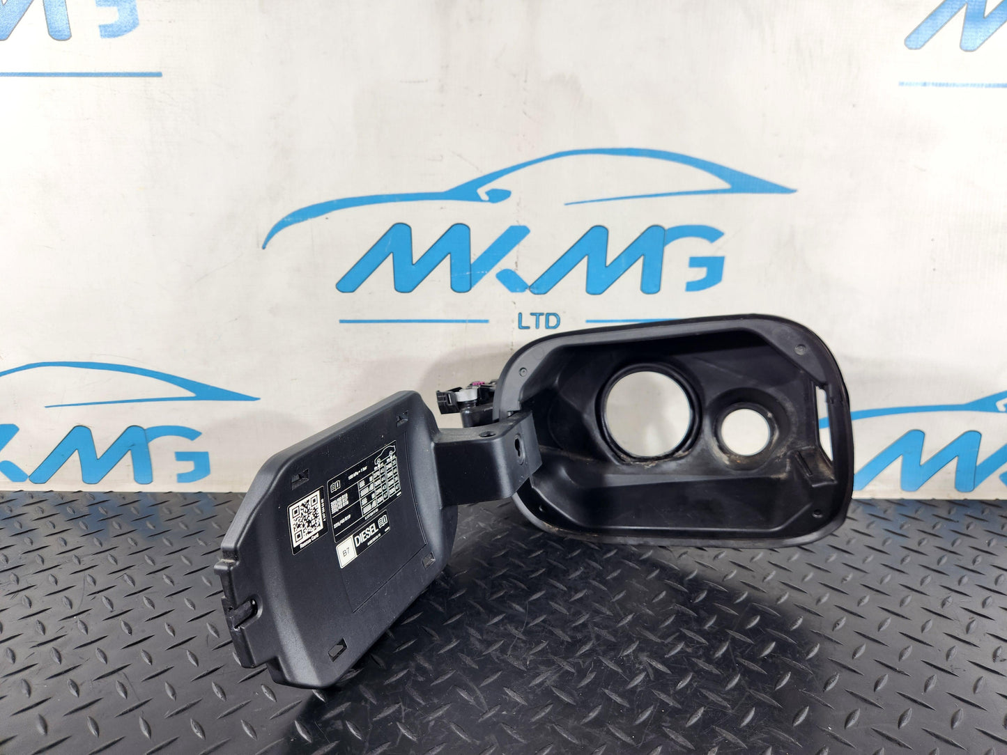 2019 Mercedes-Benz B200d B-Class W247 SUV Fuel Filler Cap a2476304302