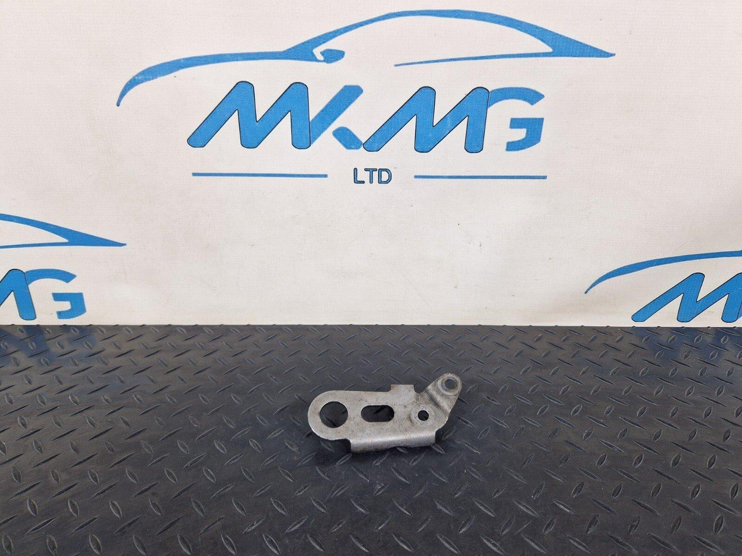 18-ON MERCEDES SPRINTER W907 W910 ENGINE SUPPORT BRACKET A6512230841