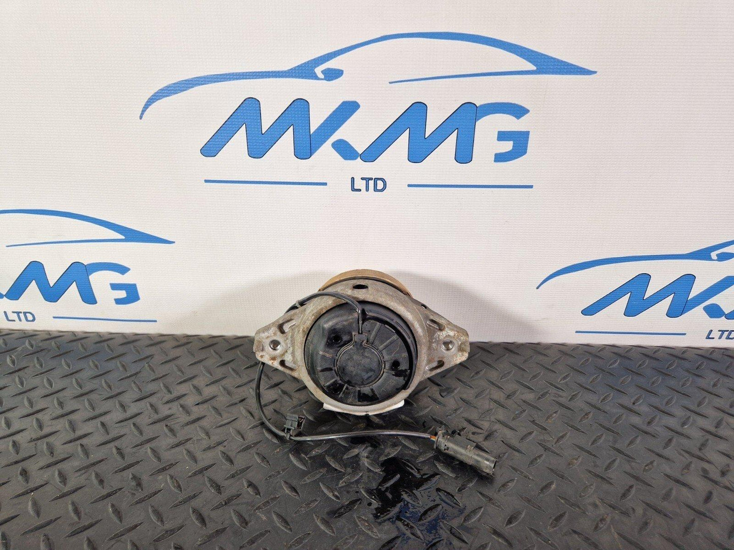 11-19 MERCEDES BENZ ML W166 GENUINE RIGHT ENGINE MOUNT A1662406317
