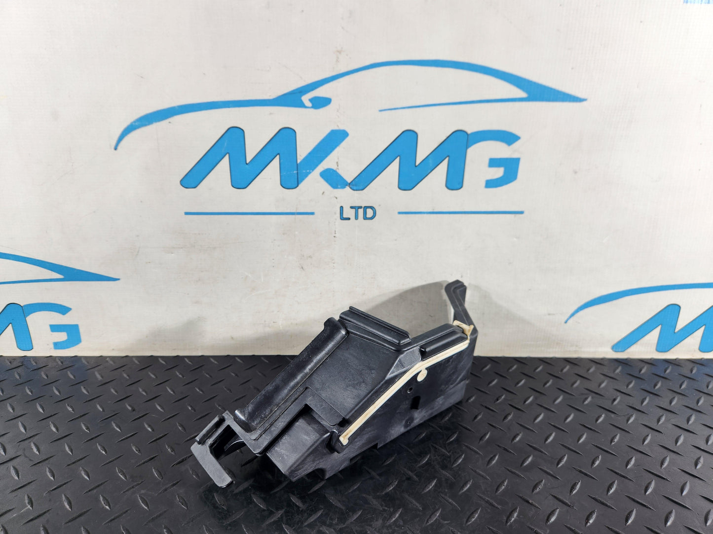BMW 118i F40 Hatchback Control Box Unit Cover Genuine 8581751