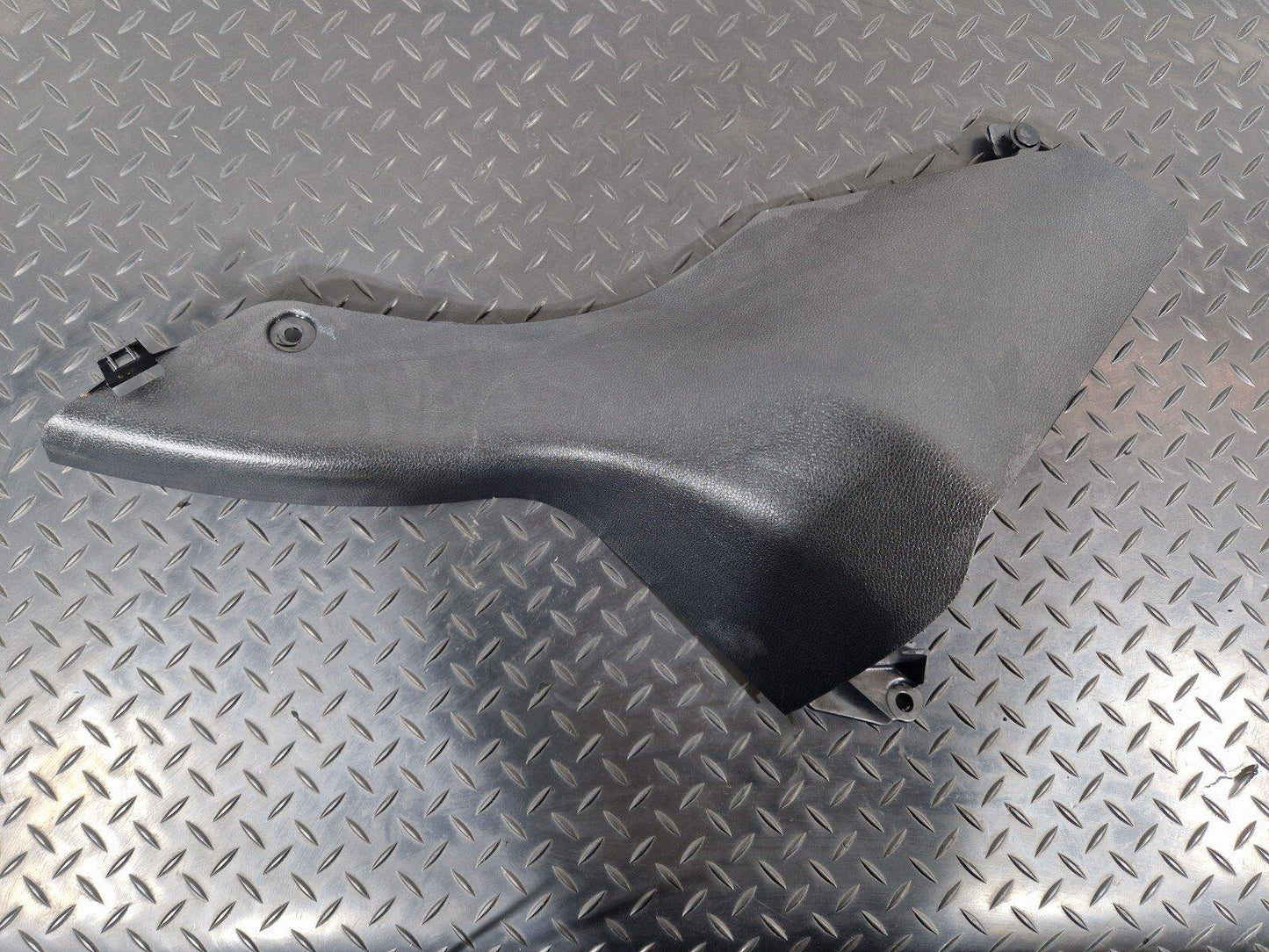2018-ON MERCEDES BENZ SPRINTER W907 2.2 CDI FOOT WELL TRIM RIGHT A9076880100