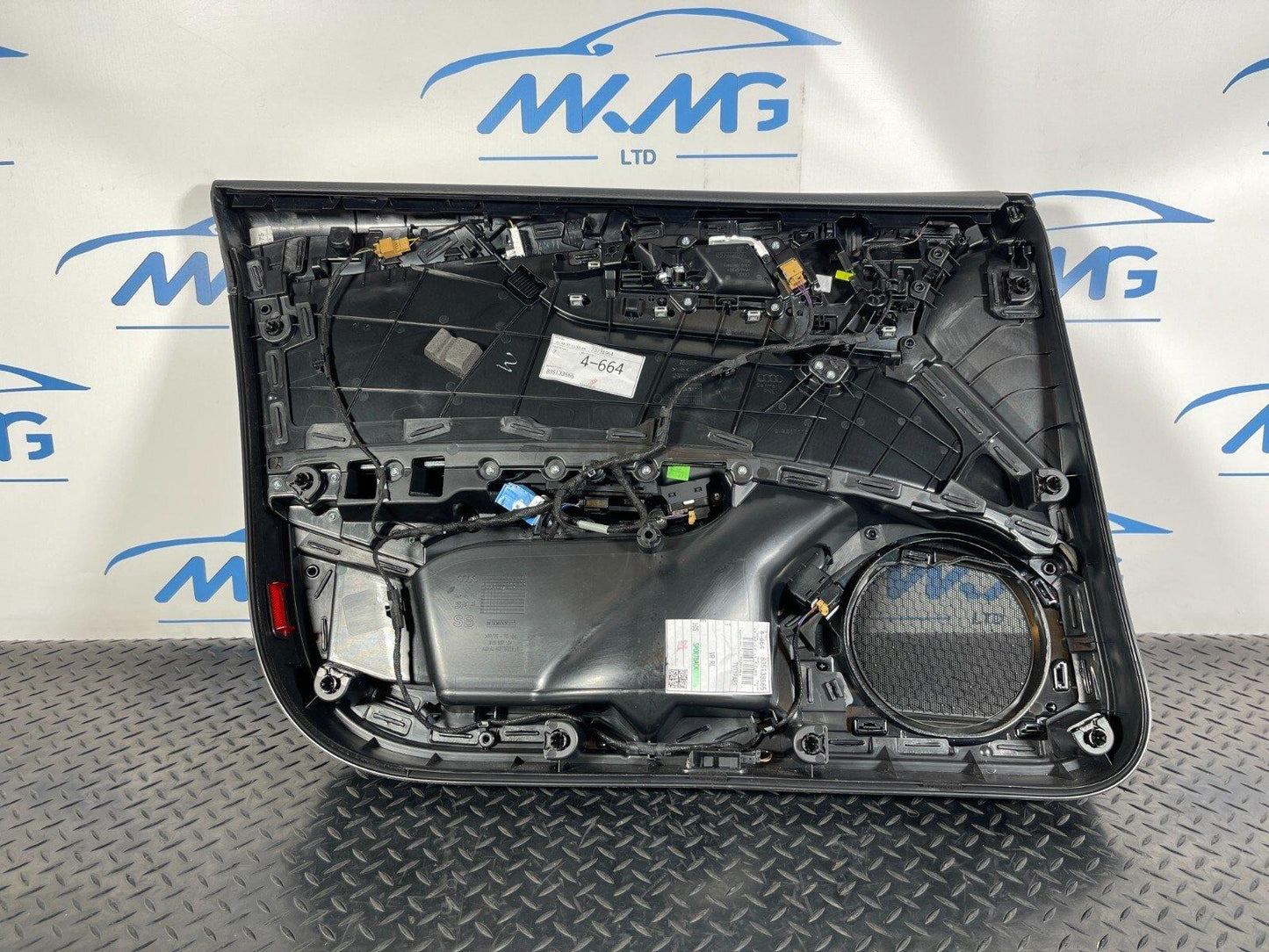 16-23 AUDI A5 F5 SPORTBACK S-LINE FRONT O/S DOOR CARD PANEL 8W8867134