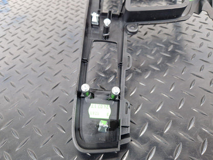 16-22 BMW X1 F48 FRONT CENTRE CONSOLE TRIM BLACK 9292548 MINOR SCRATCHES