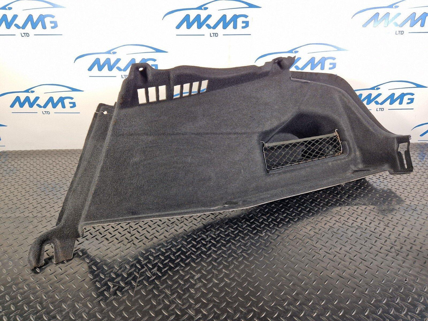 12-18 AUDI A6 C7 REAR RIGHT SIDE BOOT PANEL COVER 4G5863888D 4G5863992D