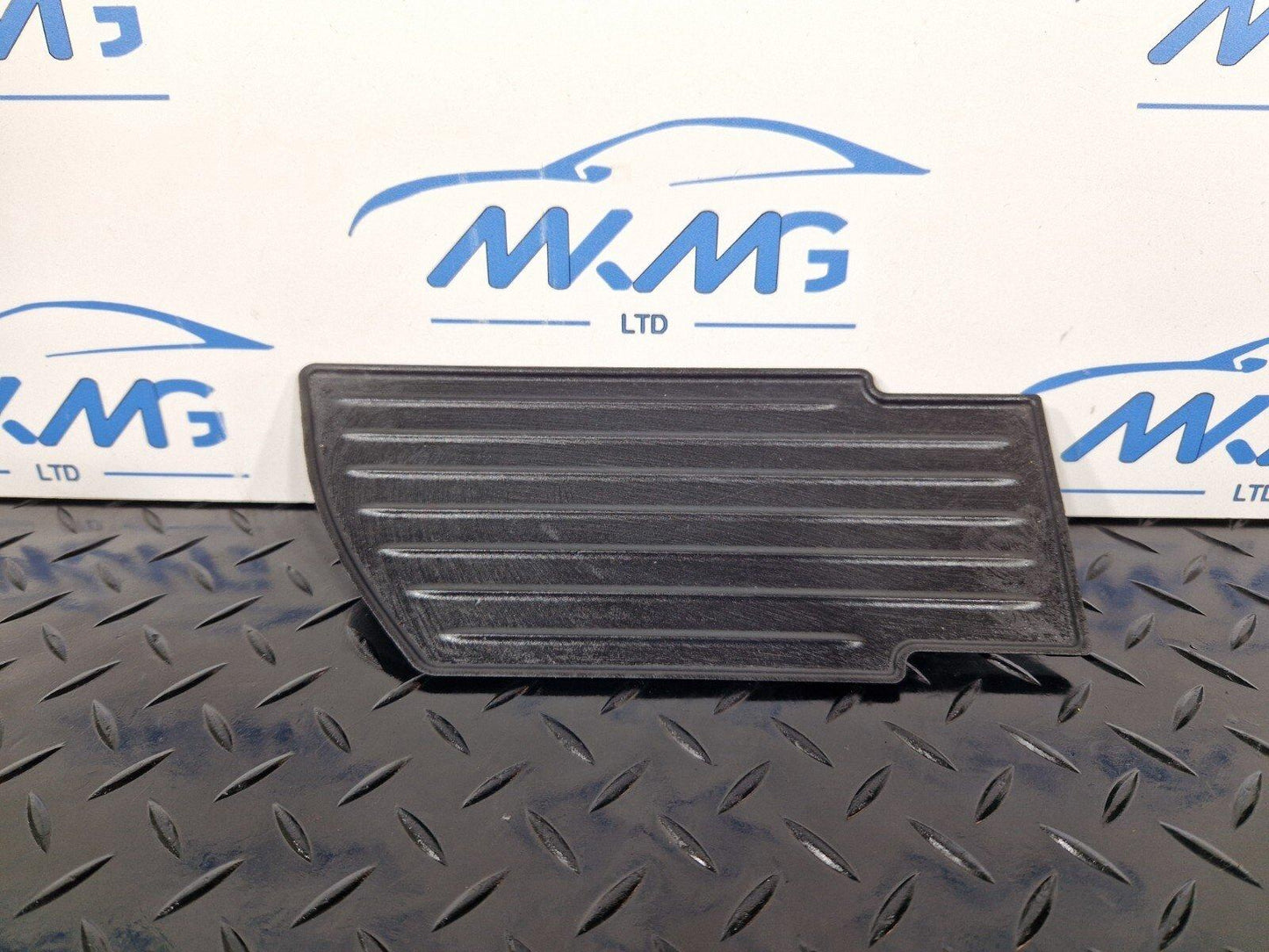 BMW 2 SERIES GRAN TOURER F45 F46RUBBER INSERT TRAY MAT CENTRE CONSOLE 1273891