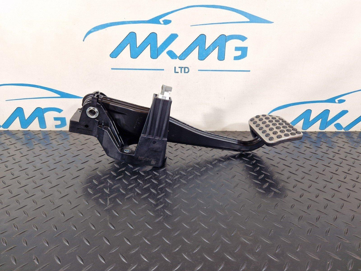 12-18 MERCEDES BENZ B-CLASS W246 GENUINE BRAKE PEDAL A2462920307