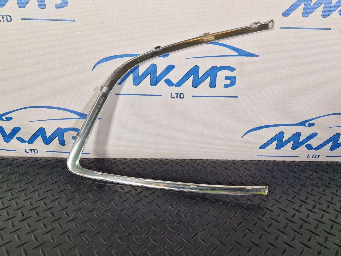 BMW 2 SERIES GRAN TOURER F46 REAR LEFT N/S FIXED WINDOW CHROME TRIM MOULDING