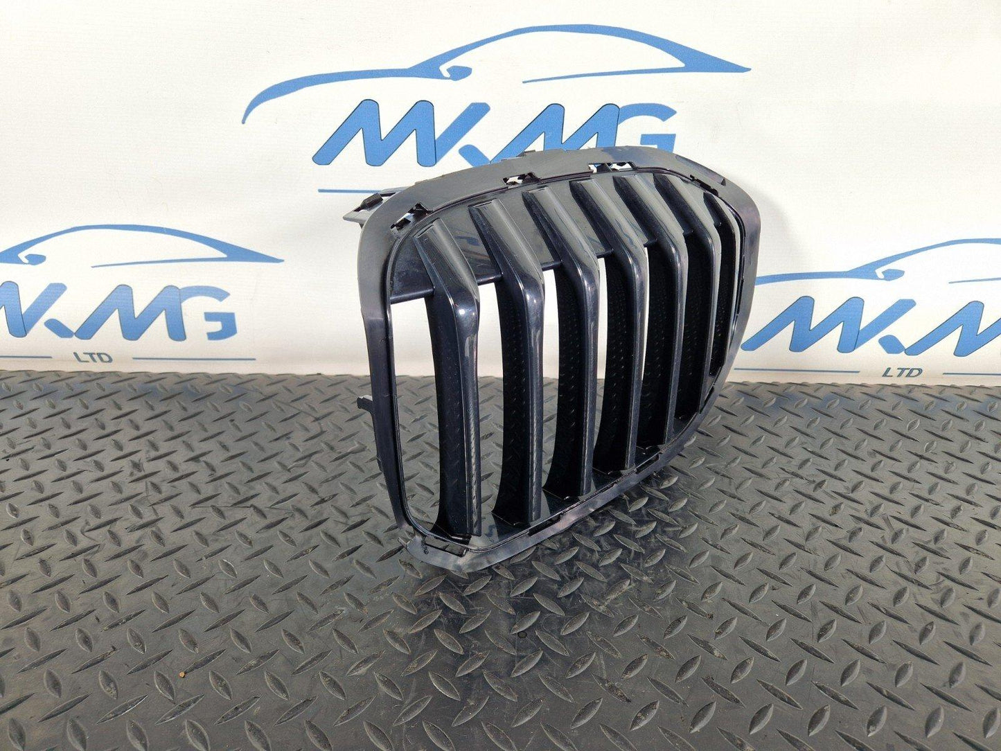 20-24 BMW 1 SERIES F40 FRONT BUMPER LEFT SIDE KIDNEY GRILL 7450959 7450957