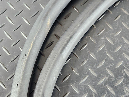19-ON MERCEDES B CLASS W247 REAR DOOR RUBBER SEAL FITS LEFT & RIGHT A2476920400