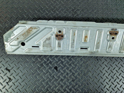 14-23 MERCEDES BENZ VITO W447 SLIDING DOOR STEP MOUNT BRACKET LEFT A4477303400