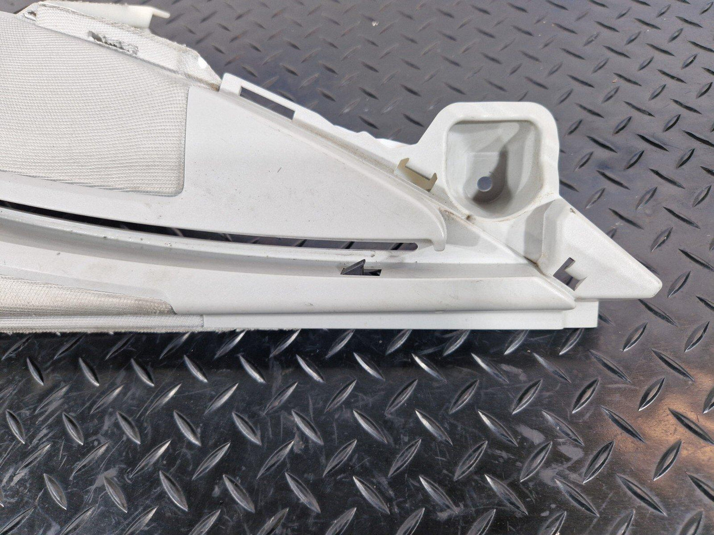 16-19 AUDI A4 B9 AVANT GENUINE REAR LEFT SIDE D-PILLAR TRIM COVER 8W9867245